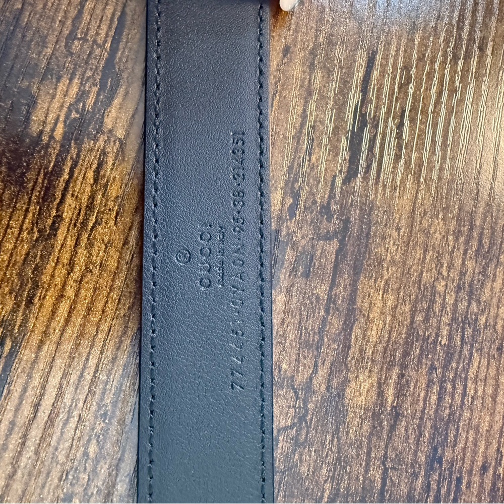Gucci Black Belt with Silver Buckle - Picture 8 of 8